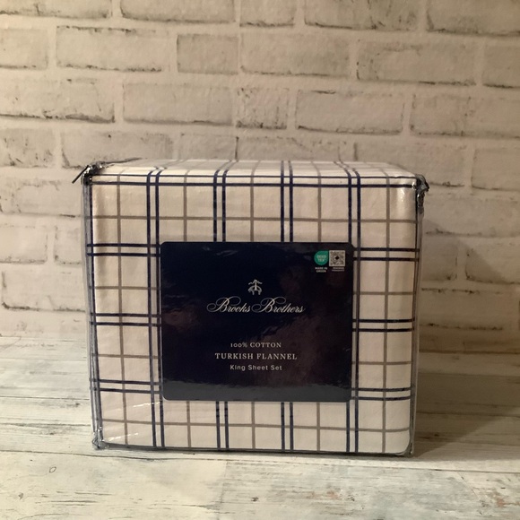 Brooks Brothers 4Pc King Plaid Square 100% Cotton Flannel Sheet Set - Picture 1 of 6
